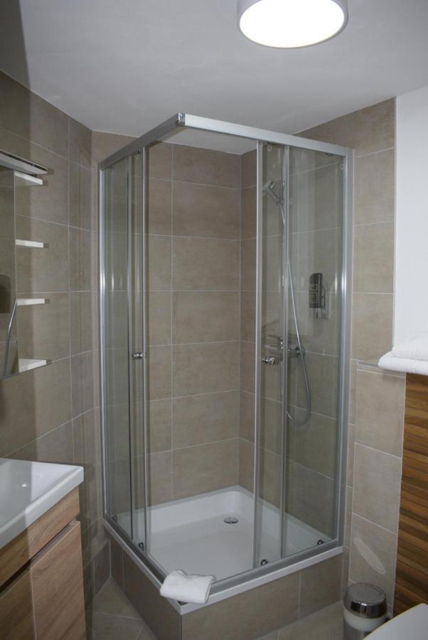 Apartments Mit Klimaanlage Am Neckarufer, Schoene Aussicht Бад Фридрихсхал Екстериор снимка